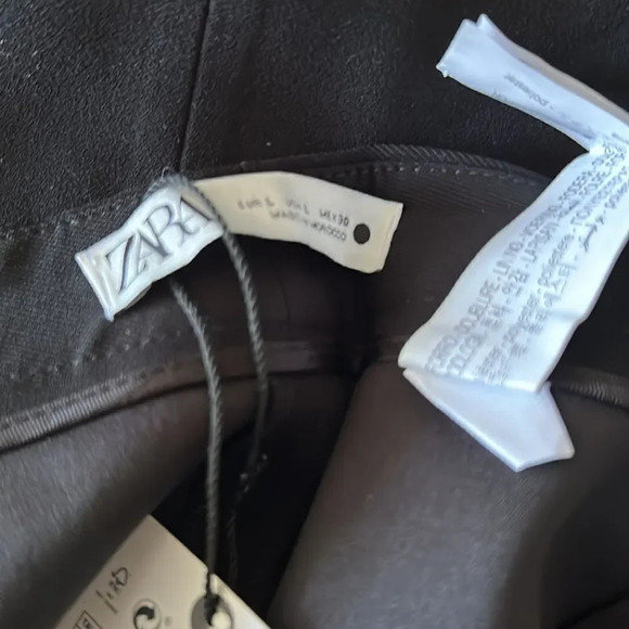 ZARA | Black | THE LOW RISE FLARE PANTS - Picture 11 of 11
